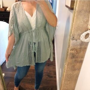 Elan kimono cover up size small